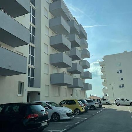 Zara Harmony Apartment エクステリア 写真